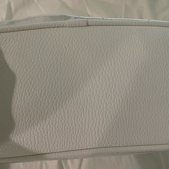 Mudpie Hello Gorgeous Clear Makeupbag - Picture 4 of 5